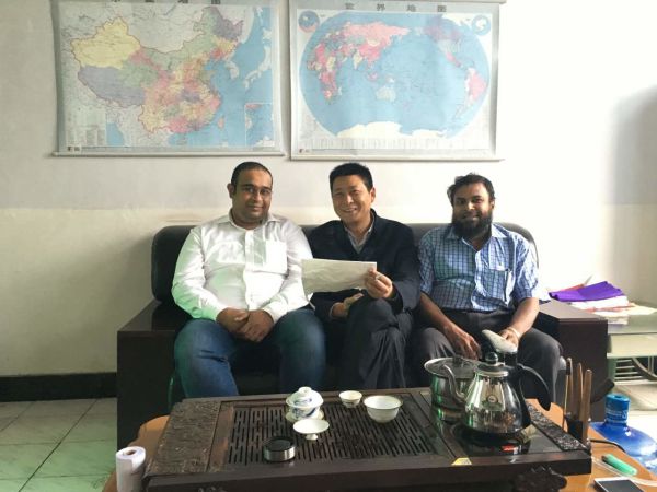 Bangladesh Customers Come To Our Company To Visit And Negotiate Business!